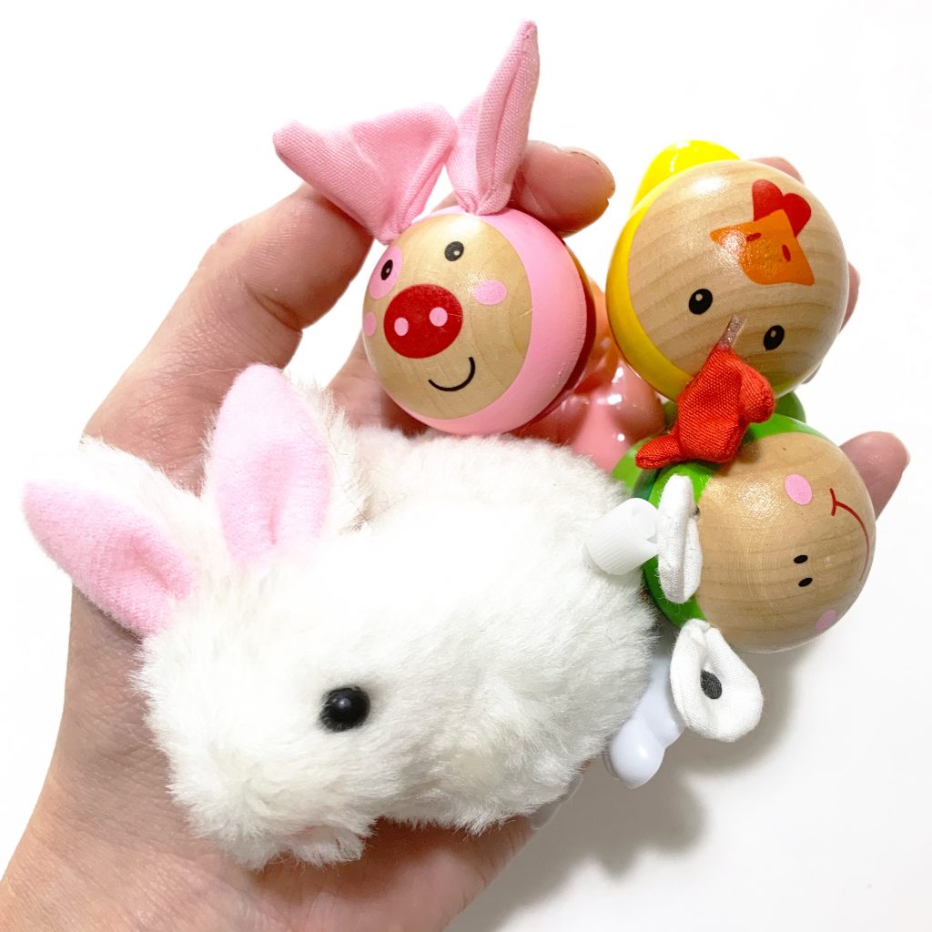 Engaging cause and effect toys for early intervention